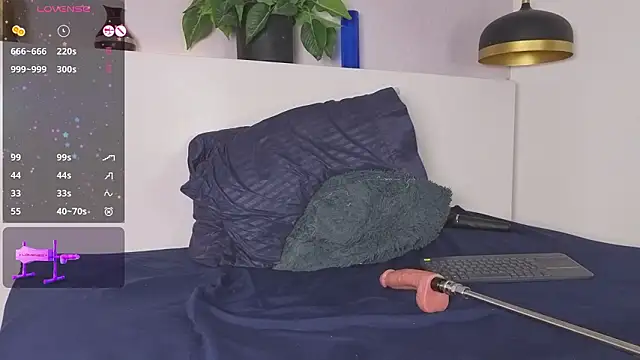 scarlett_grey1 - Scarlett_grey1's free webcam - UK Sex Cams