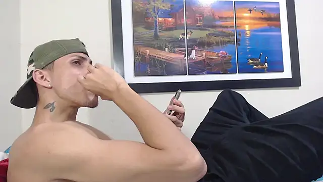 kingfm - Kingfm's free webcam - UK Sex Cams