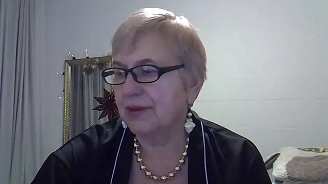 SweetCherry27 webcam