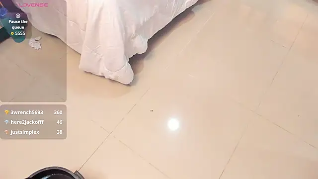 pervert_extrabigboobs webcam