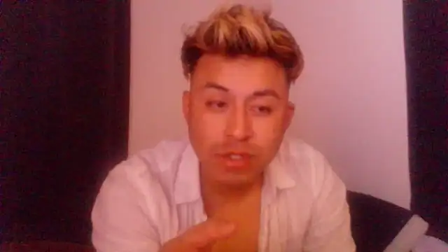 sexyblondetrans webcam