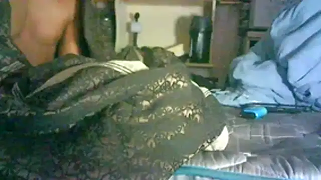 ON3YOULLN3VER_FIR3 webcam