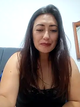 aliz963040 - Aliz963040's free webcam - UK Sex Cams