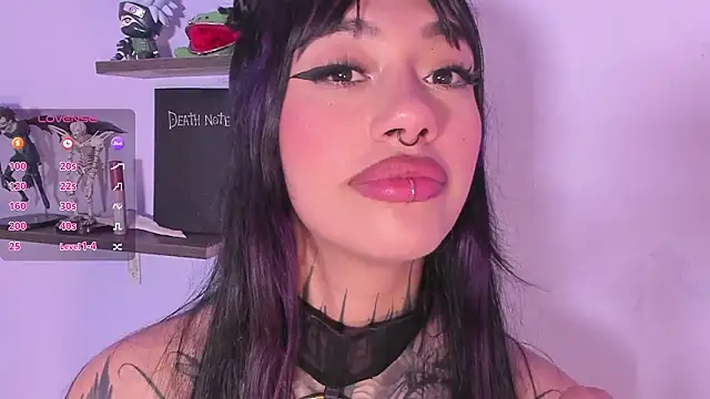 Akari1_Mischief webcam