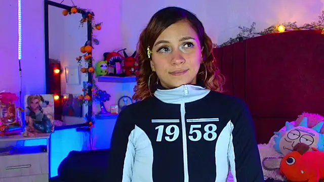 alisson_zafiro_ (F young) - naked + dance :3