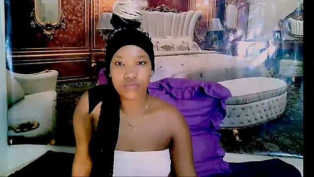 EroticSexyPrada webcam