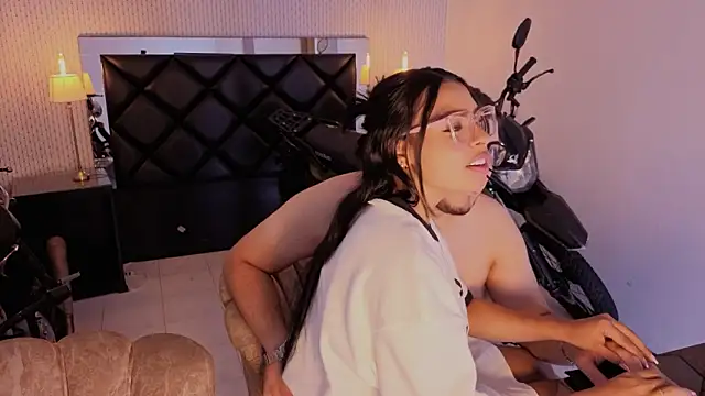 chel_seth (G teen) - Cum in public