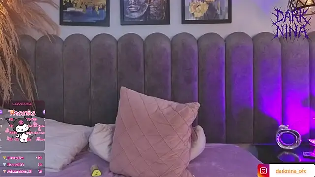 Dark_nina_ webcam