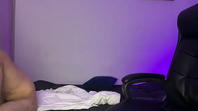 dominic_brandd23 - Dominic_brandd23's free webcam