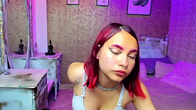 Megane_whitte webcam