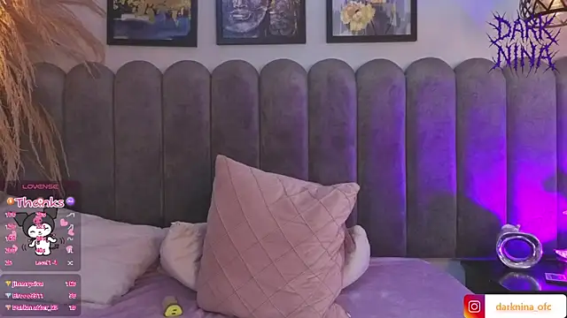 Dark_nina_ webcam