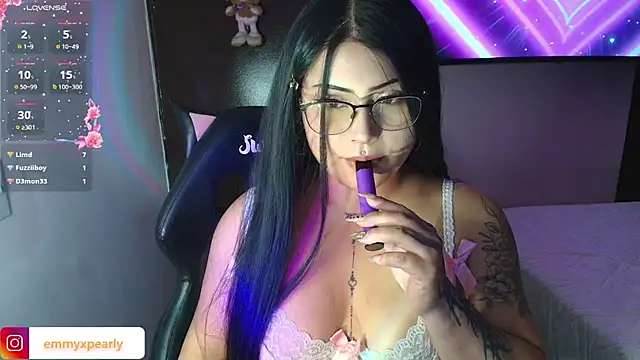 emyxpearly webcam