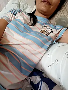 doremon_95 - Doremon_95's free webcam - UK Sex Cams