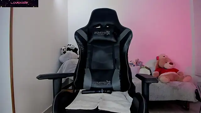 biancastrongg - Biancastrongg's free webcam - UK Sex Cams