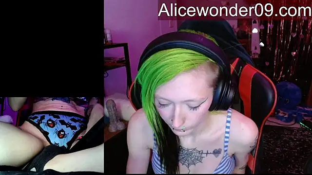 alicewonder09 webcam