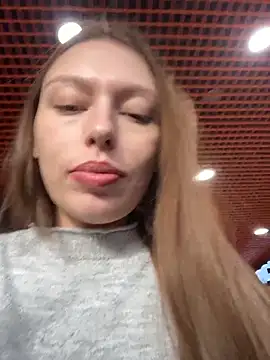 leiamood (F young) - Spanking pussy