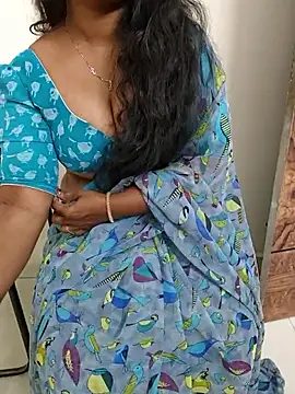 Nikitha_telugu