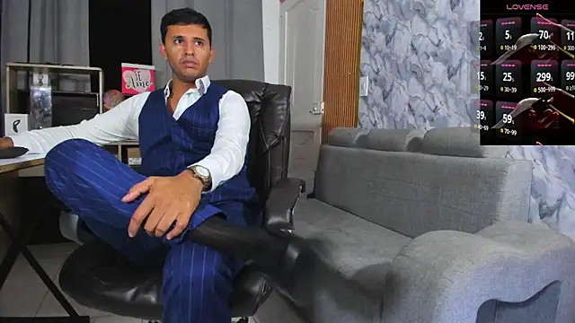 Hideintheoffice webcam