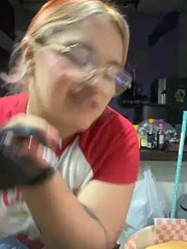 Sophia_Weest99 webcam