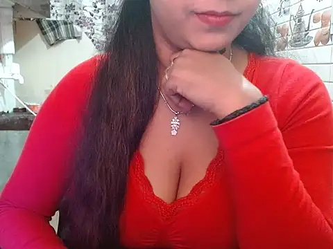 LovingPihu webcam