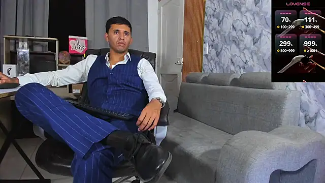 Hideintheoffice webcam