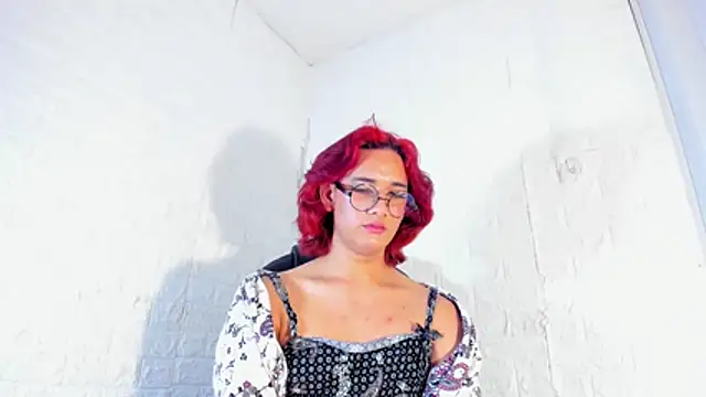 Marian_Cristal webcam