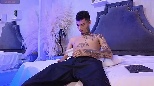 paulo_527 - Paulo_527's free webcam