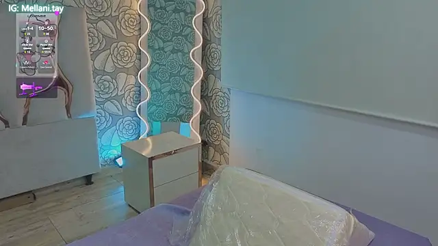 Mellani_tay webcam