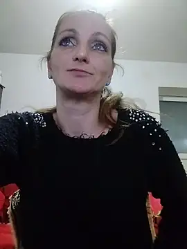 CrazyMaya39 webcam