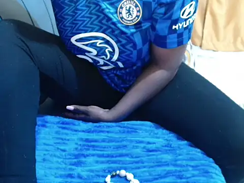 leslysexygirl webcam