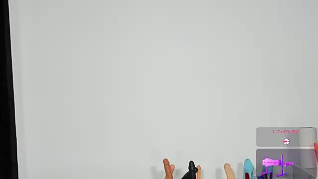 CREAMY_BUBBLEGUM webcam