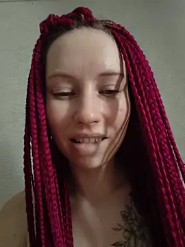 frost_foxy (F young) - Tits play close up