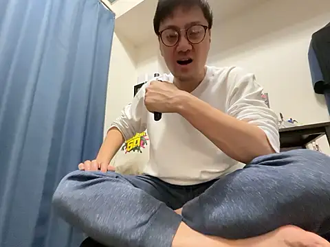 takuya-yama (Ask my age) - パンツ脱ぐ