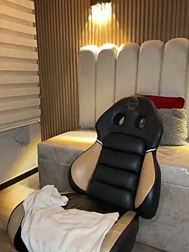 Webcam Model (Cute_Angell_) is live