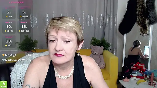 SexyGrandma_ webcam