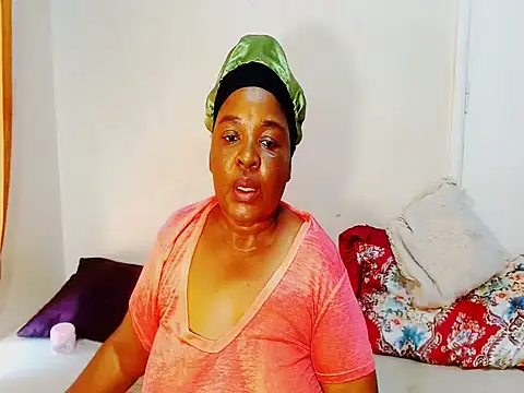 Love-Racheal75 webcam