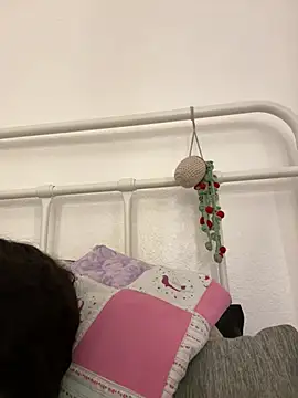 exoticmisfitt (F young) - Almost done with college