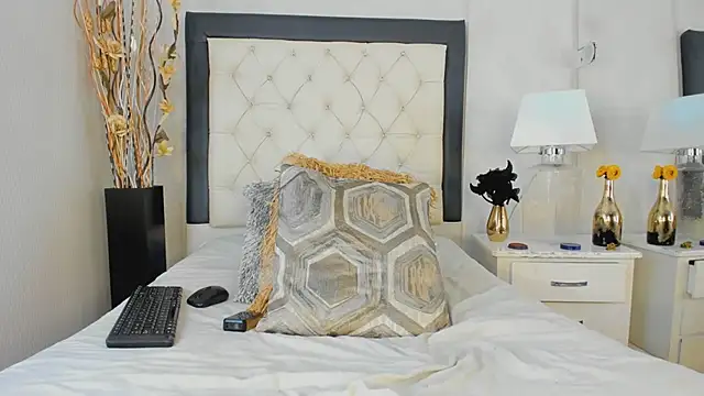 galehodge - GaleHodge's free webcam