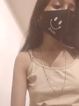 Webcam Model (Nilu_XXX)  is live.Free join now!