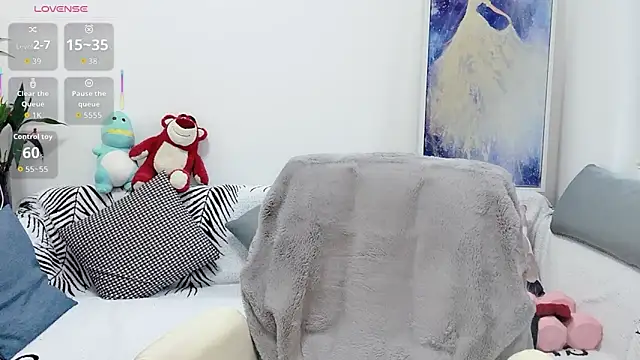 10ve1y (F milf) - 女孩有点脾气怎么了晚上关灯了还不是你最厉害（乳胶1分钟)