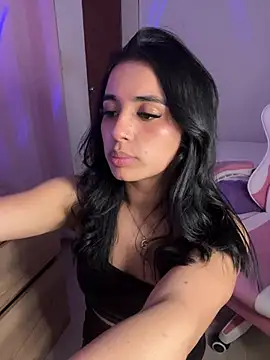 emily-14 (F teen) - fuck my mouth so hard+milk in my mouth