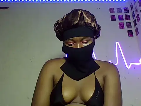 bz2023 - BZ2023's free webcam