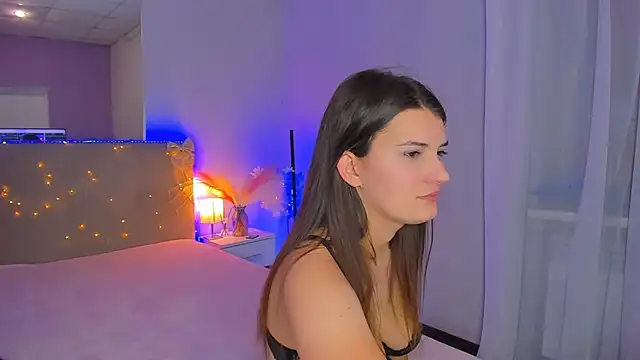 laura_leee - Laura_Leee's free webcam - UK Sex Cams