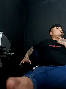 DickMasterfindom webcam