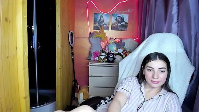 Fiery_Brunette_ webcam