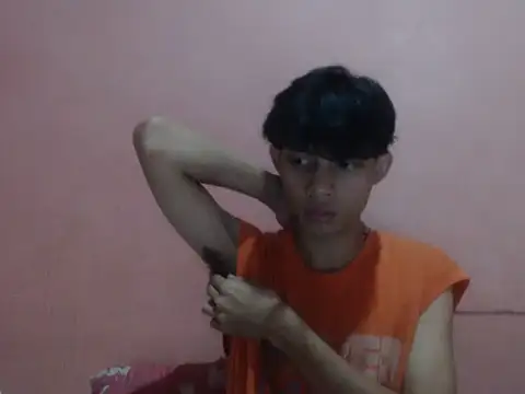 kyoshi_19 (M twink) - tip Fash dick 25 token, cum in public