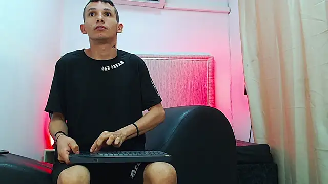 no_mercy_group_ - No_mercy_group_'s free webcam - UK Sex Cams