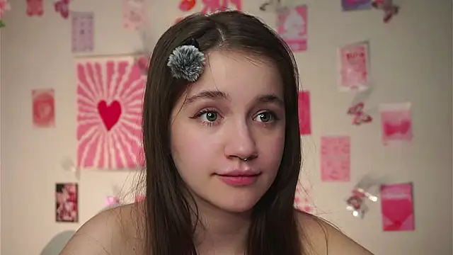 amilewis (F young) - PANTIES WITH SPERM ON THEM IN THE MOUTH