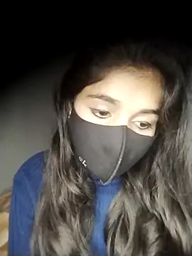 Webcam Model (Sexey-Puja) is live