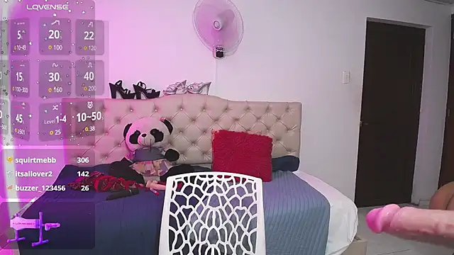 thalia_mills19 webcam